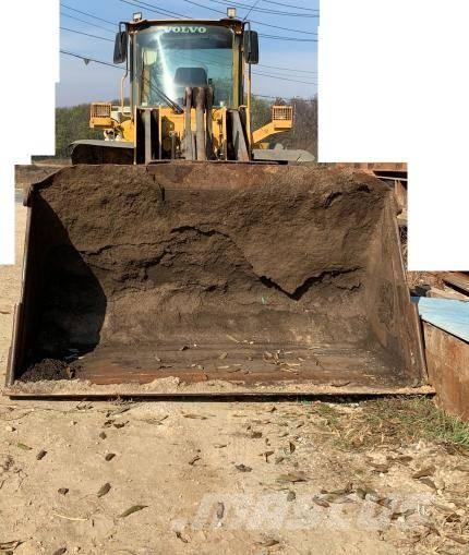 Volvo L 120 E Cargadoras sobre ruedas