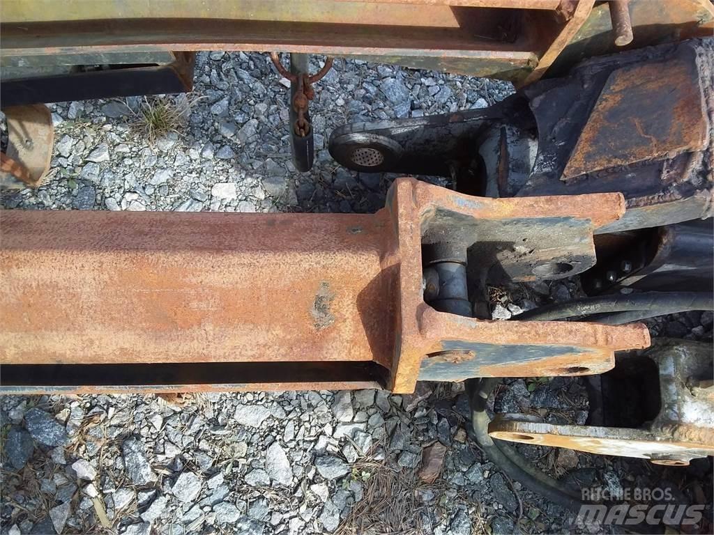 CAT 2200 Grúas taladoras