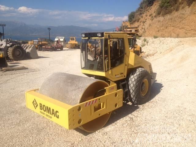 Bomag BW 219 D Rodillos de un solo tambor