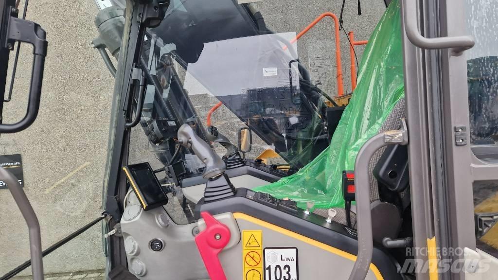 Volvo EC 250 EL Excavadoras de cadenas