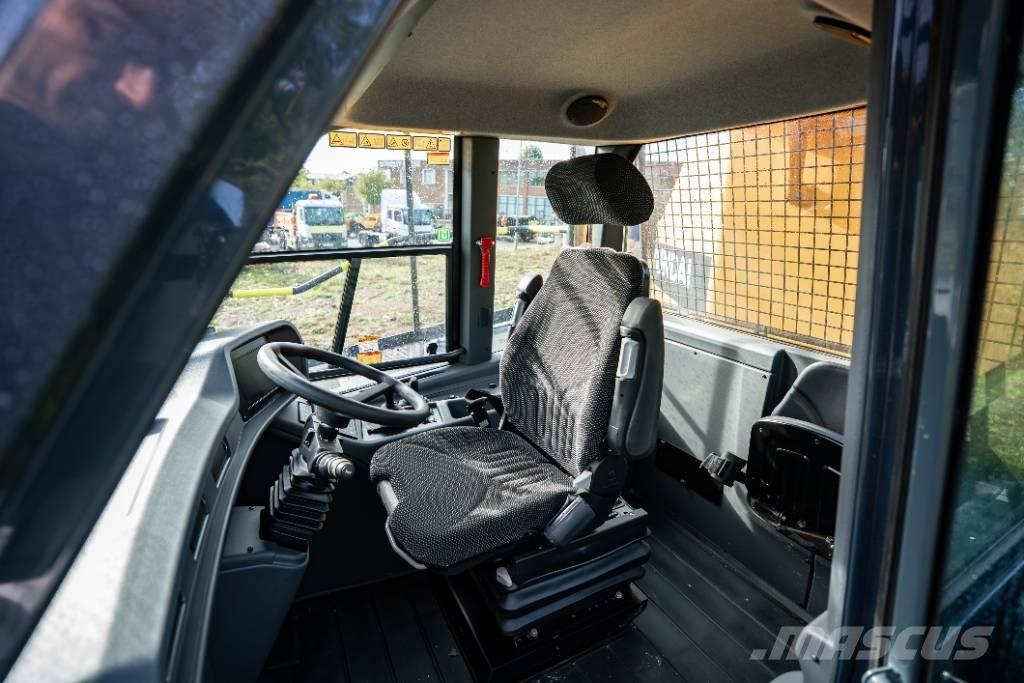 Hyundai HA 30 A Dúmpers articulados