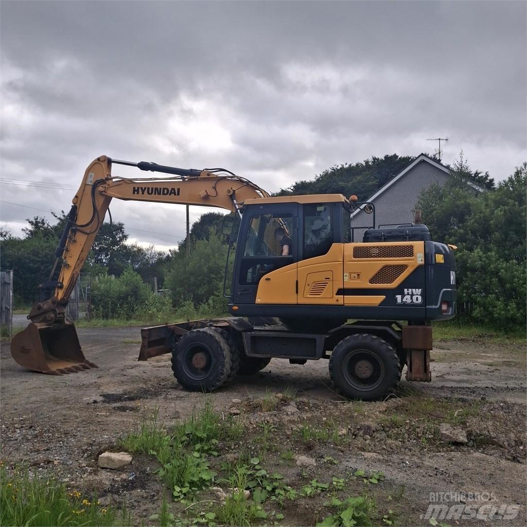 Hyundai HW 140 A Excavadoras de ruedas