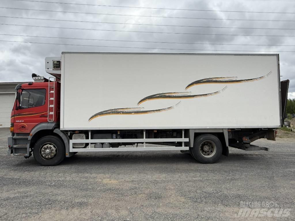 Mercedes-Benz 1823 Camiones caja cerrada