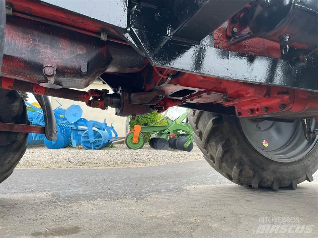 Belarus MTS 82 + FL Tractores