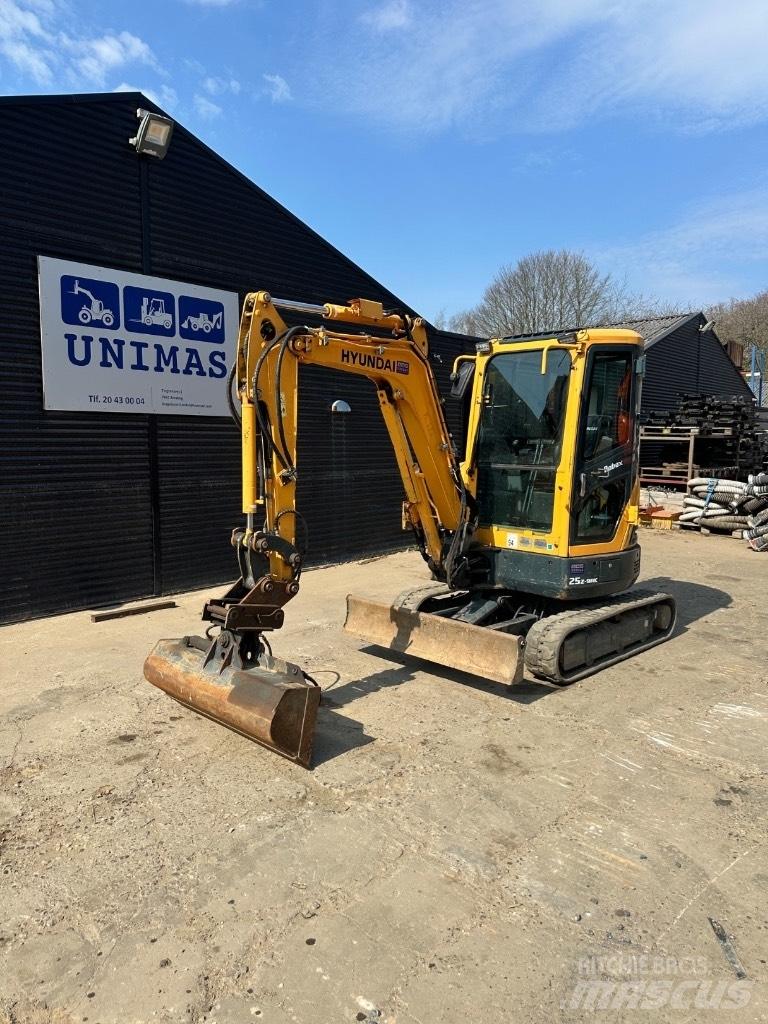 Hyundai 25 Z-9 Mini excavadoras < 7t