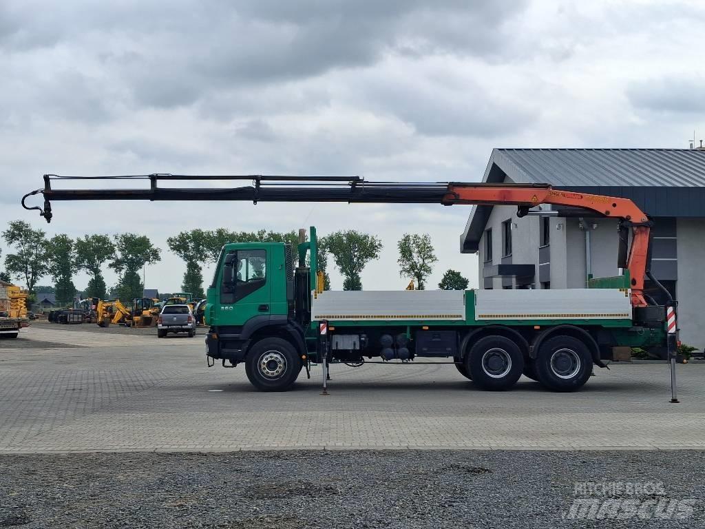 Iveco Trakker 360 Camiones grúa