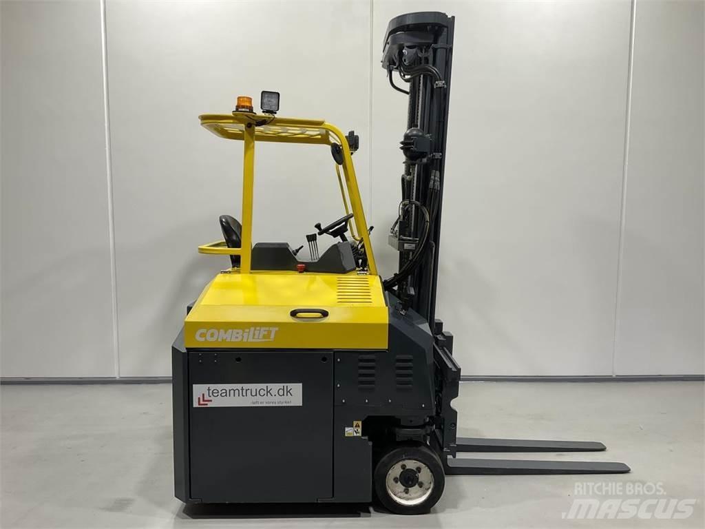 Combilift CBE3000 4 vías o cuatro caminos