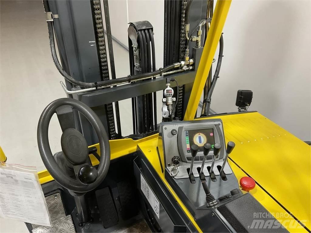 Combilift CBE3000 4 vías o cuatro caminos