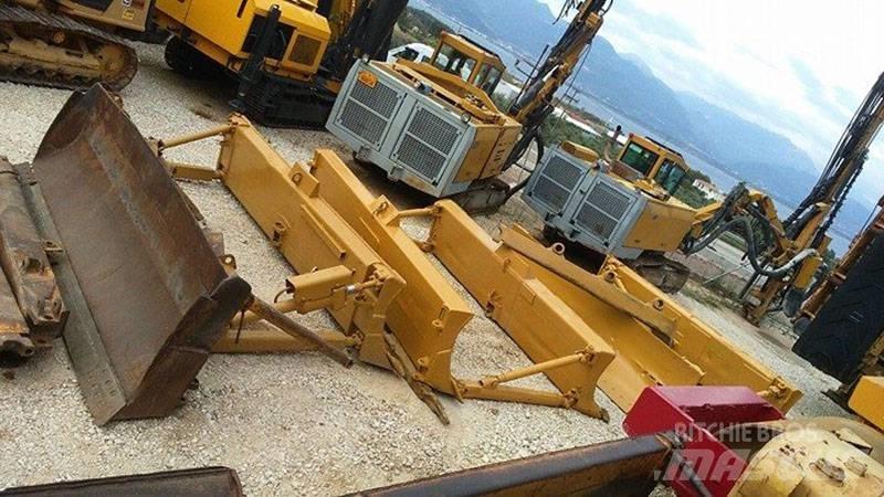 CAT D7E, D7F, D7G Cuchillas
