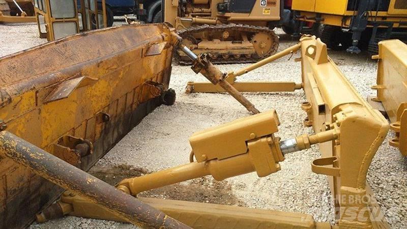 CAT D7E, D7F, D7G Cuchillas