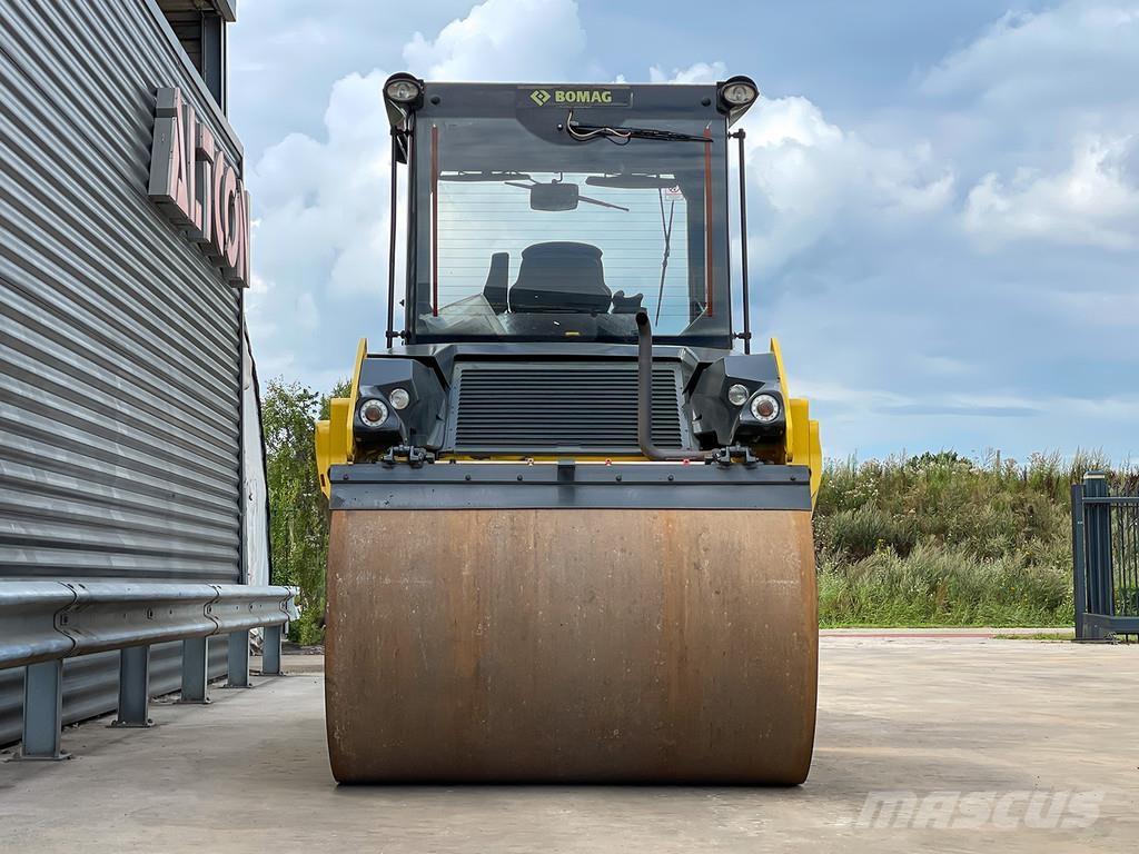 Bomag BW 151 AD-5 Rodillos de doble tambor