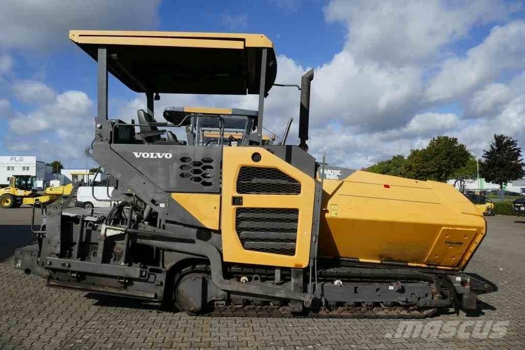 Volvo ABG P 6820  C Asfaltadoras