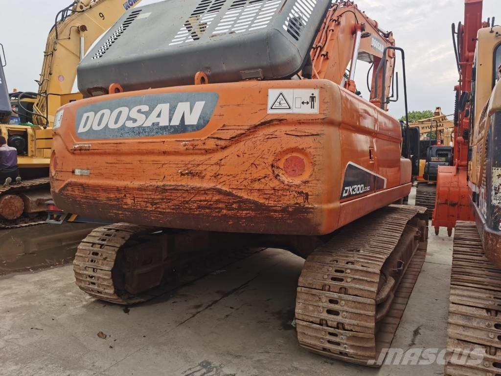 Doosan DX300LC-9C Excavadoras de cadenas