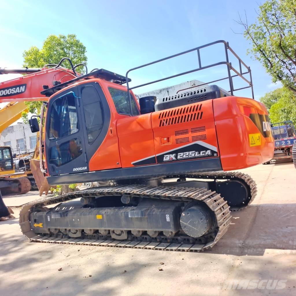 Doosan DX225LC-9C Excavadoras de cadenas
