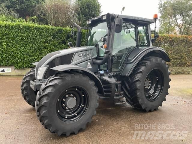 Valtra N123 HiTech-5 Tractores