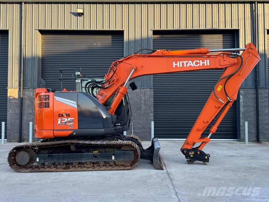 Hitachi ZX 135 US-7 Excavadoras de cadenas