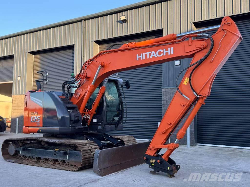 Hitachi ZX 135 US-7 Excavadoras de cadenas