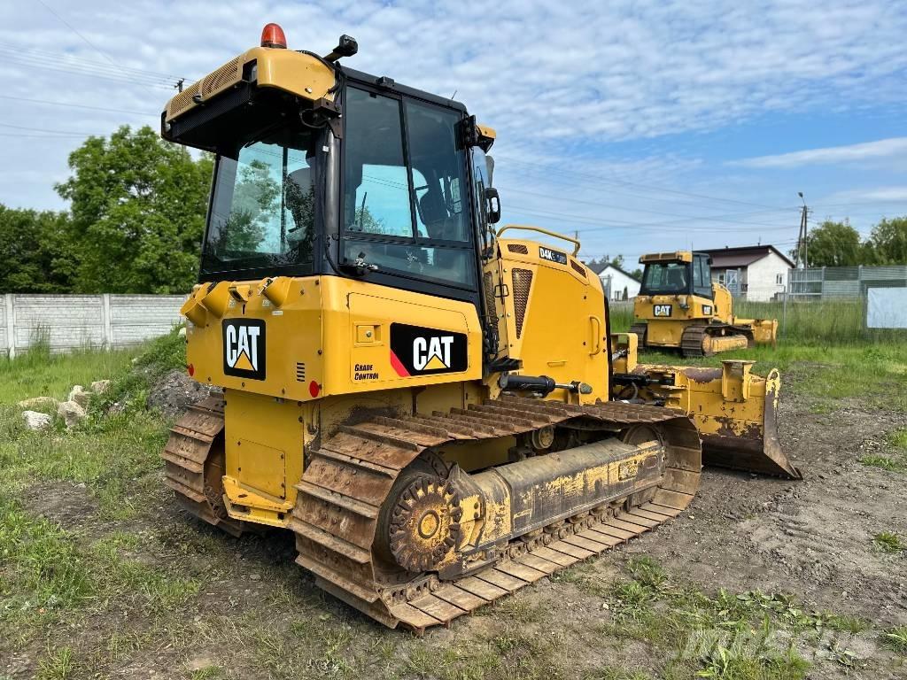 CAT D 4 K 2 LGP Buldozer sobre oruga