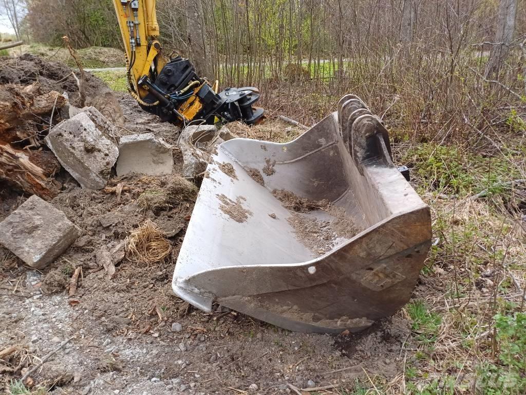 Komatsu PW 160-7E0 Excavadoras de ruedas