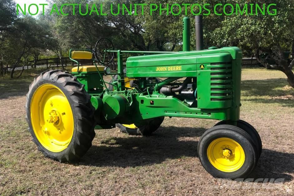 John Deere A Tractores