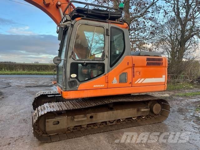 Doosan DX 140 LC Excavadoras de cadenas