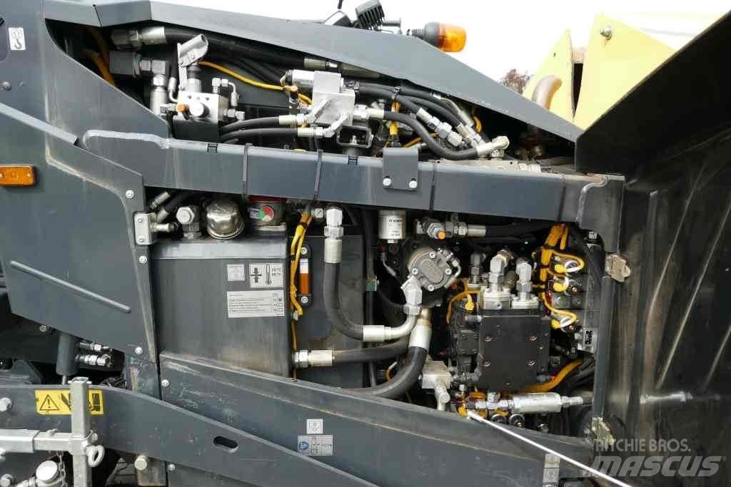 Bomag BF 200 C-2 Máquinas productoras de asfalto de pequeñas dimensiones