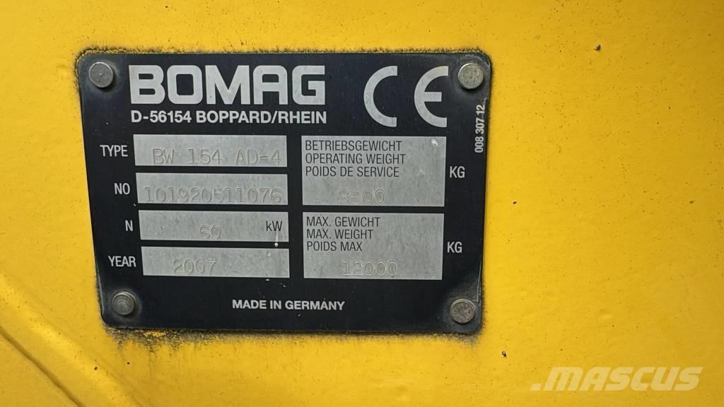 Bomag BW 154 AD-4 Rodillos de doble tambor