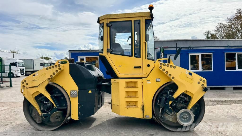 Bomag BW 154 AD-4 Rodillos de doble tambor