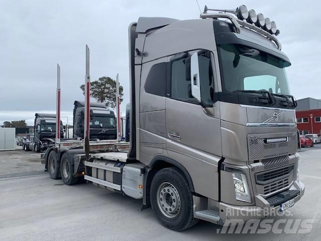 Volvo FH 750 Transporte de madera