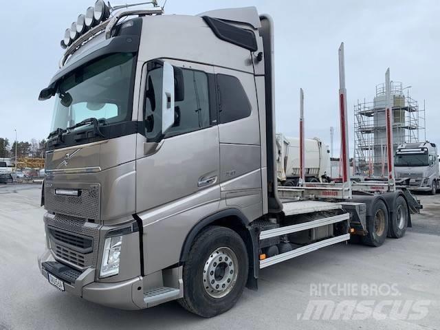 Volvo FH 750 Transporte de madera