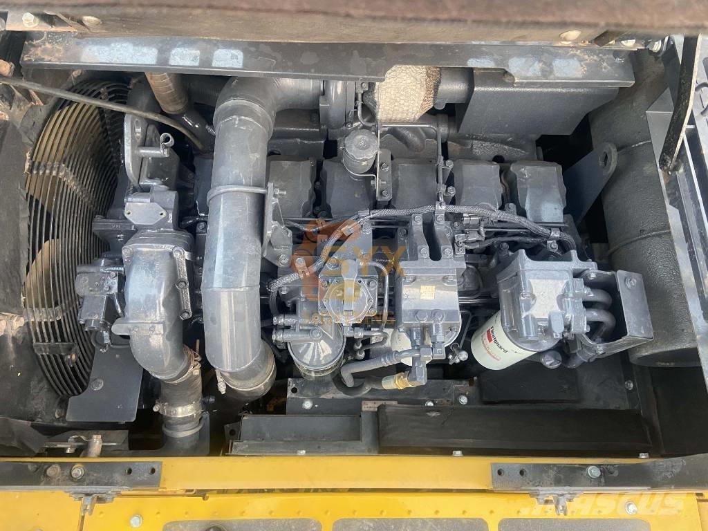 Komatsu PC 450 LC-8 Excavadoras de cadenas