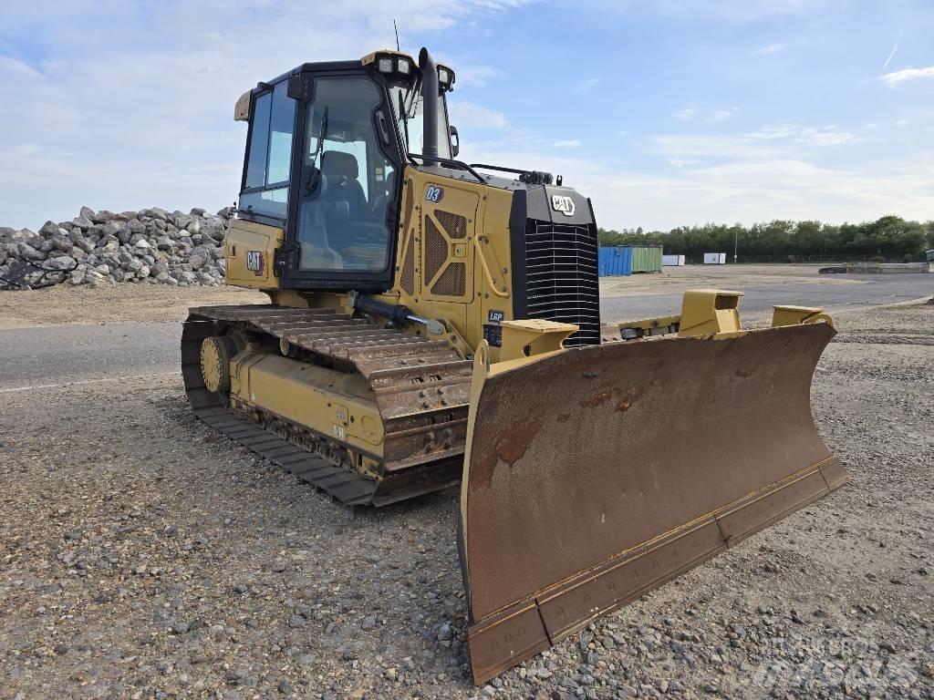 CAT D 3 LGP Buldozer sobre oruga