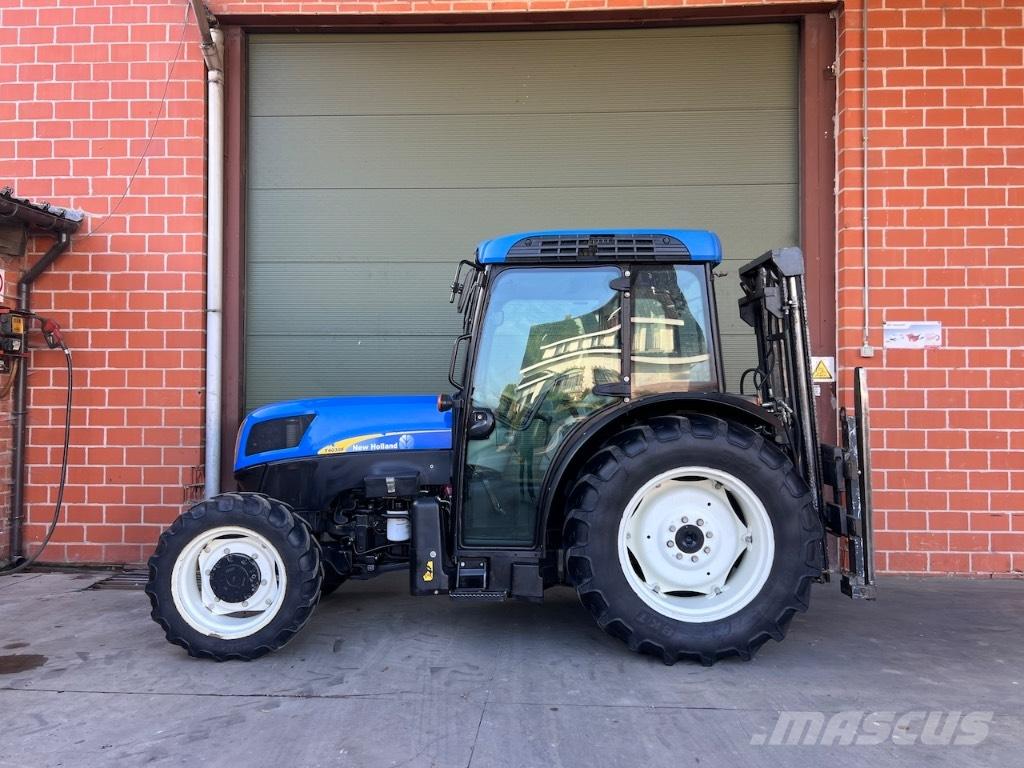 New Holland T4030F Tractores