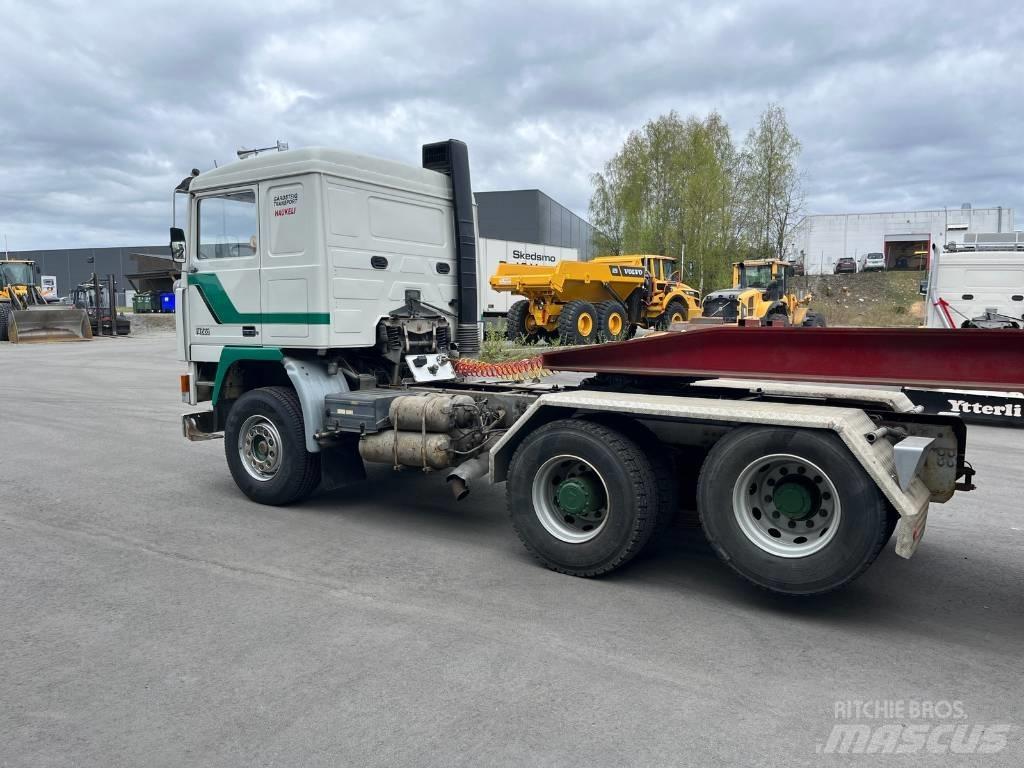 Volvo F 12    Lav km Cabezas tractoras