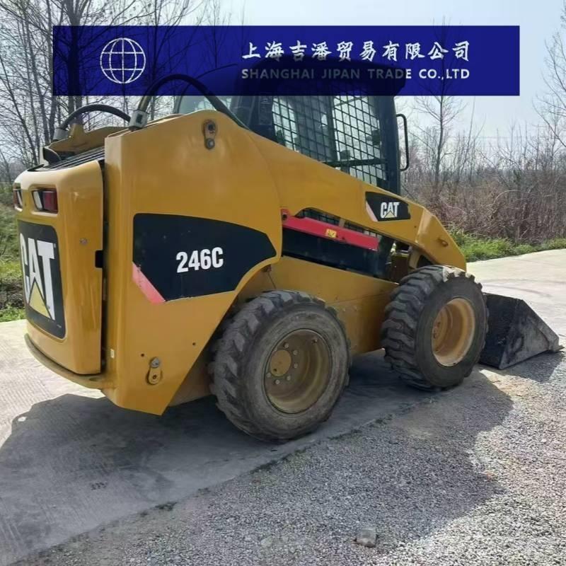 CAT 246 C Minicargadoras