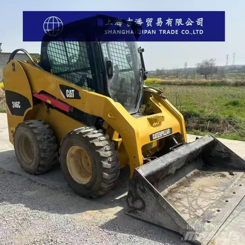 CAT 246 C Minicargadoras