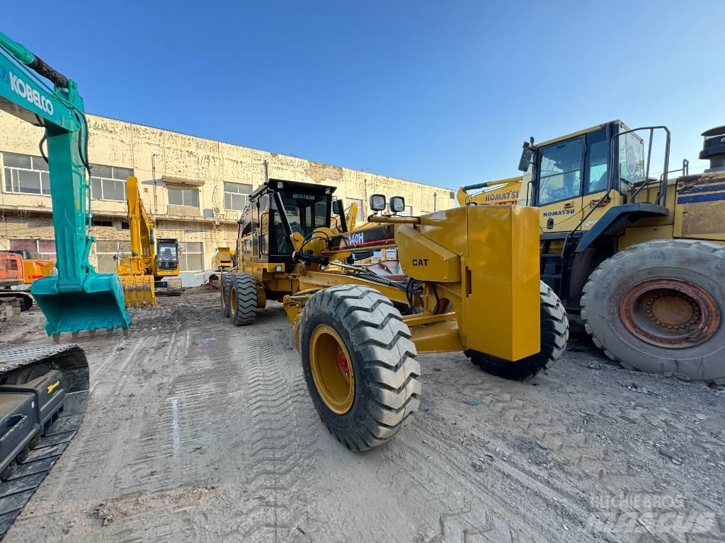 CAT 140 H Motoniveladoras