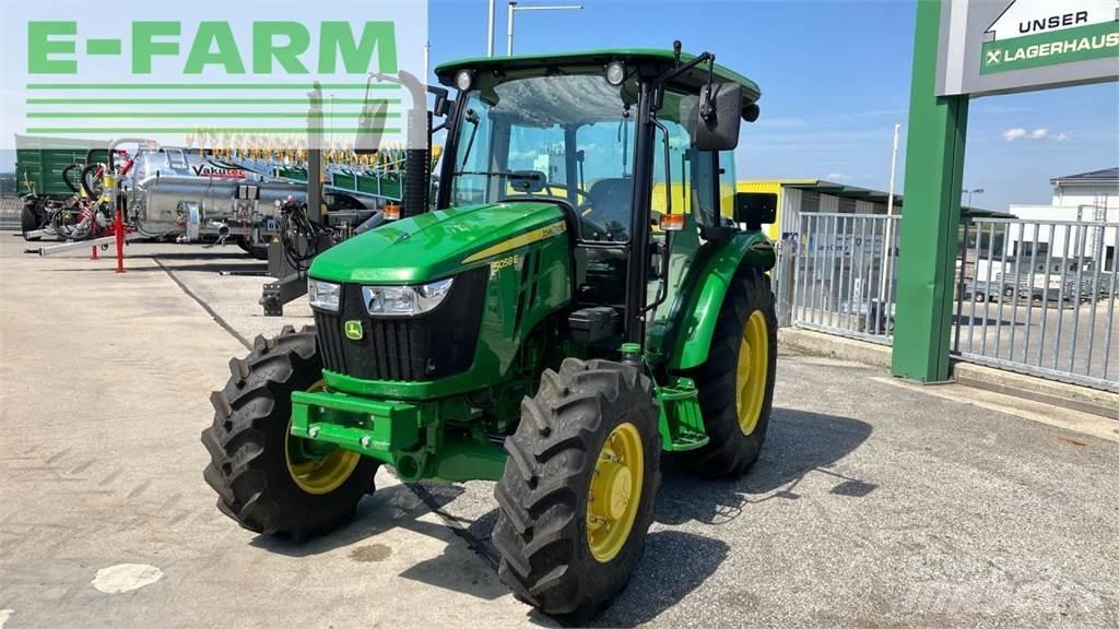 John Deere 5058E Tractores