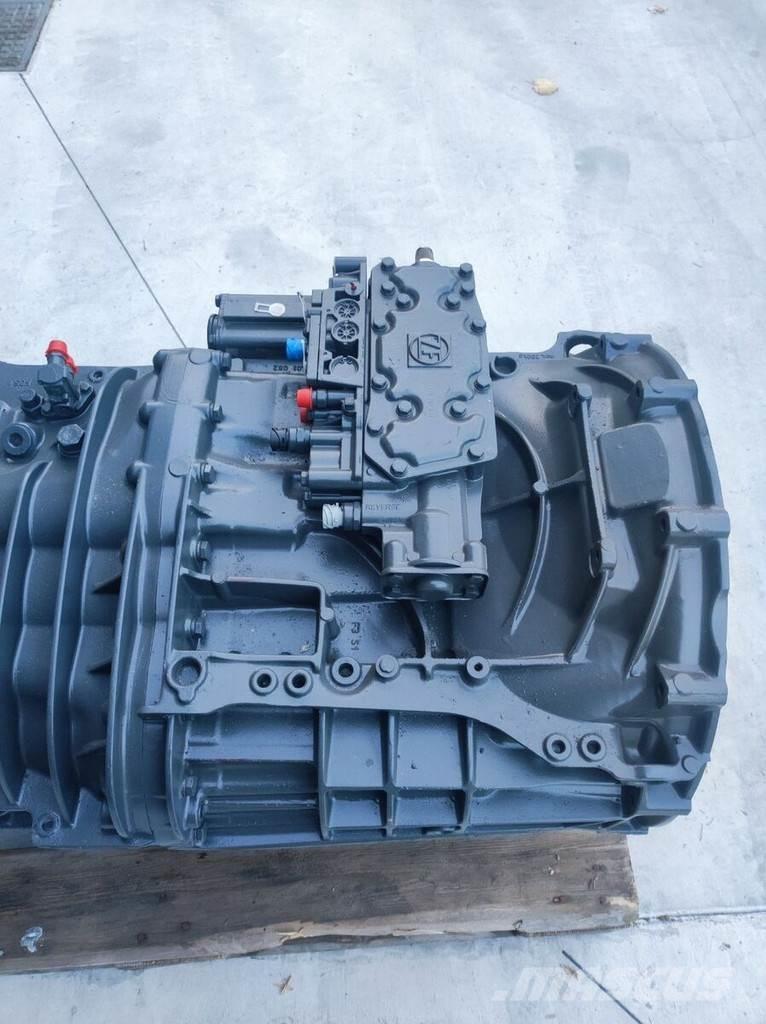ZF 12S2333TD Cajas de cambios