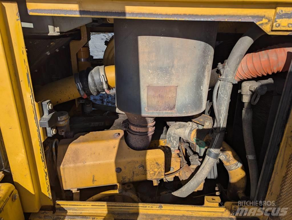 CAT D 6 T LGP Buldozer sobre oruga