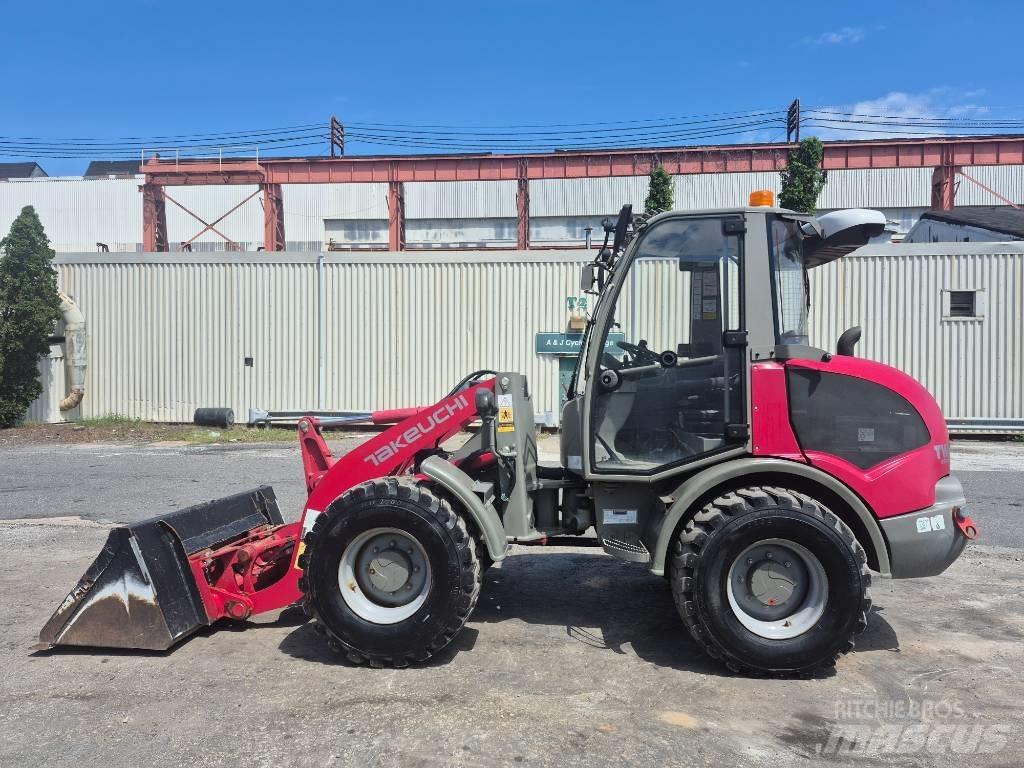 Takeuchi TW 60 Cargadoras sobre ruedas