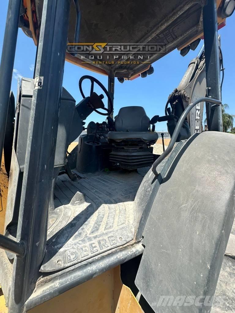 DEERE 410J Retrocargadoras