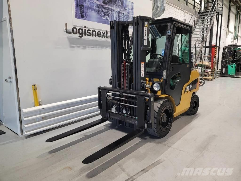 CAT DP 35 N Carretillas diesel