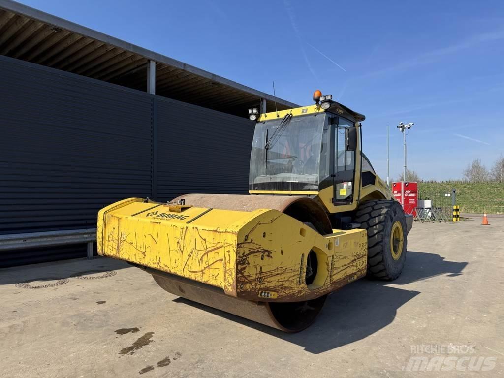 Bomag BW 226 BVC-5 Rodillos de un solo tambor