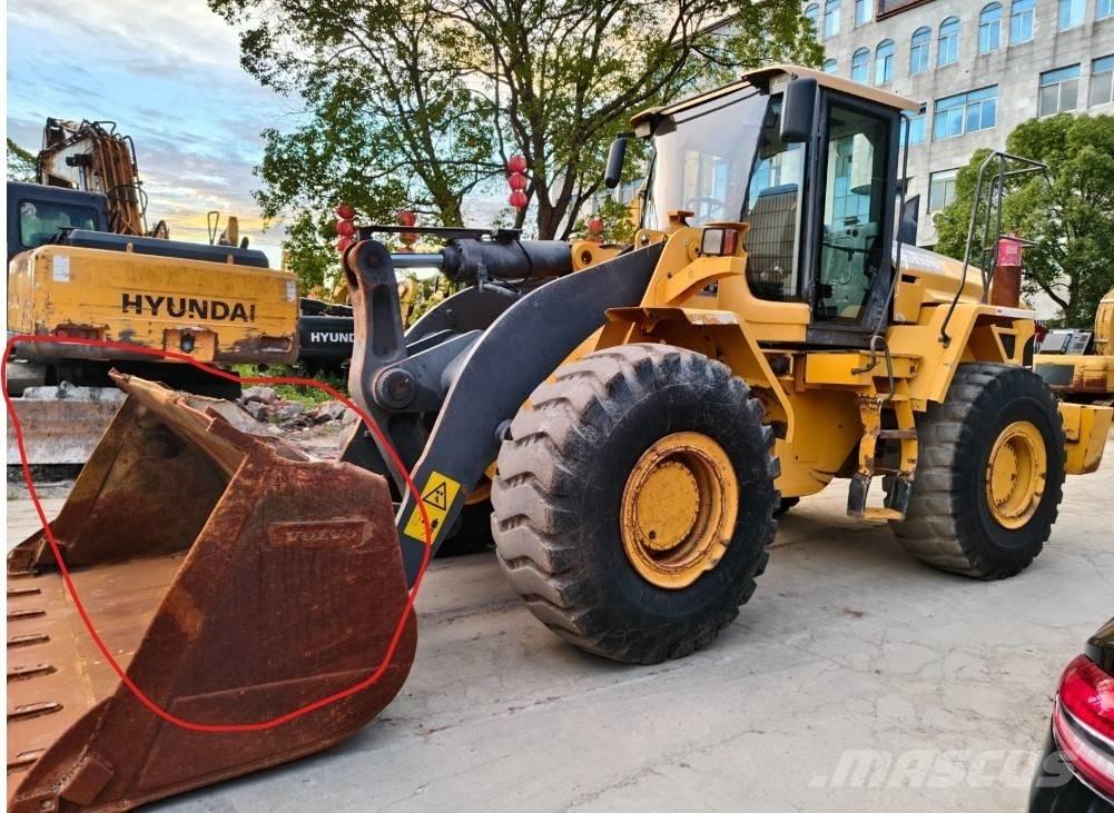 Volvo L 120 Cargadoras sobre ruedas