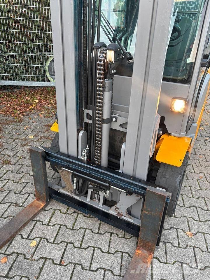 Jungheinrich TFG 425 Carretillas LPG