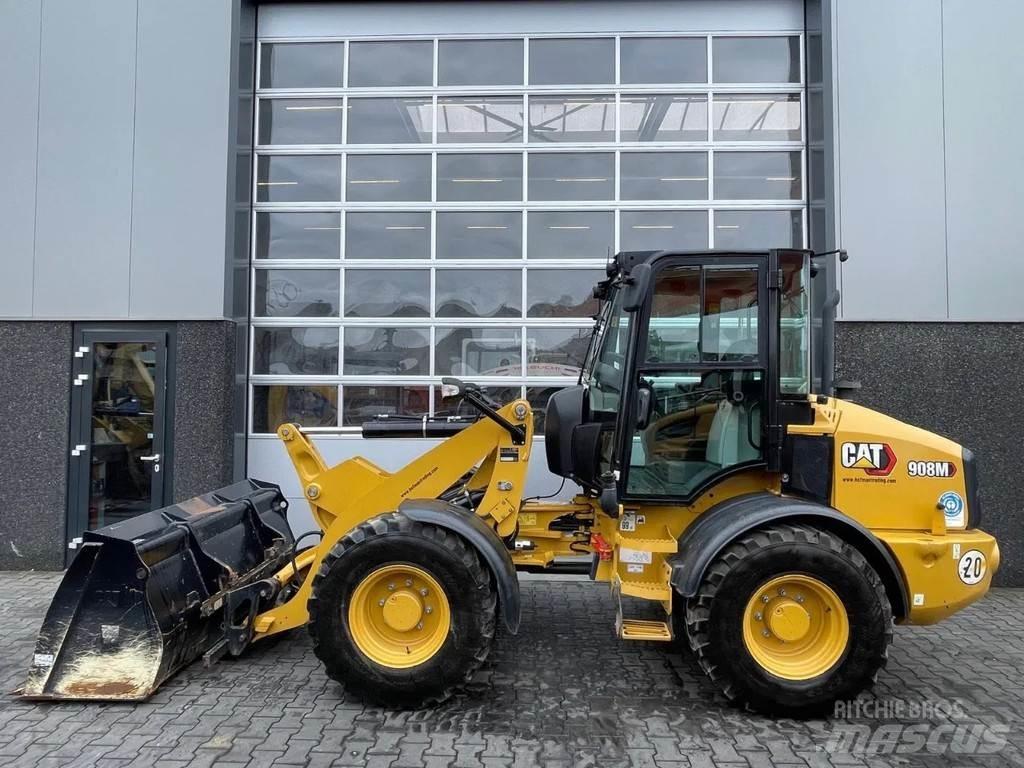 CAT 908M | EPA Cargadoras sobre ruedas