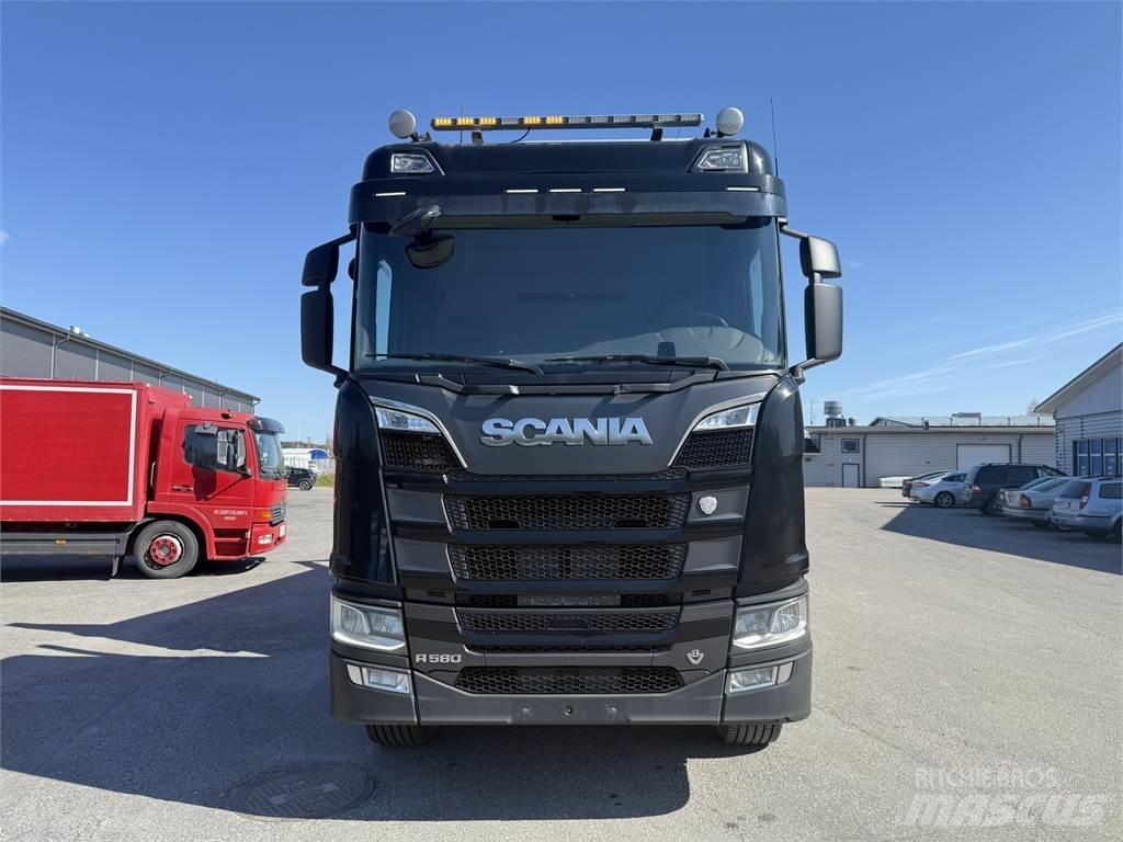 Scania R580 8X4 Camiones bañeras basculantes o volquetes