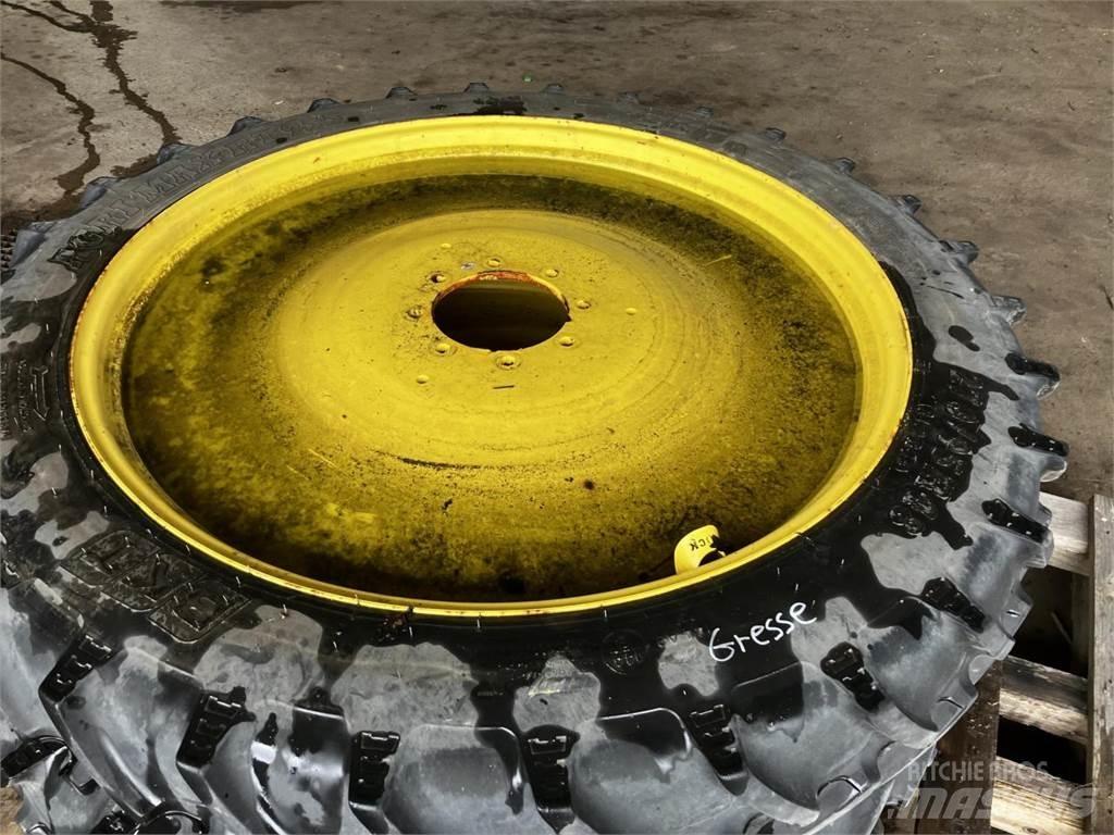BKT 270/95R48 Neumáticos, ruedas y llantas