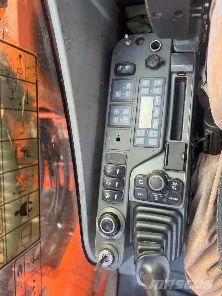 Doosan DX 225 LC Excavadoras de cadenas